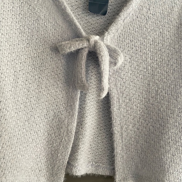 NWT HOLLISTER 
Icicle BLue cardigan sweater 
BOW tie in front super soft - Picture 2 of 5